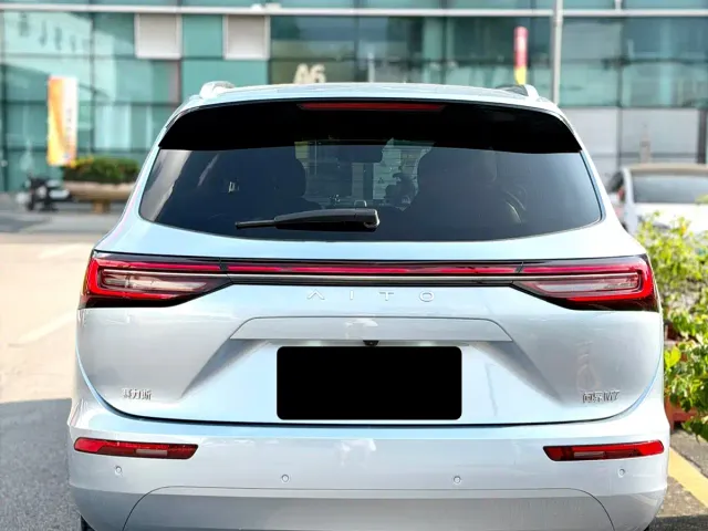 Aito M7 — Фото автомобиля 5
