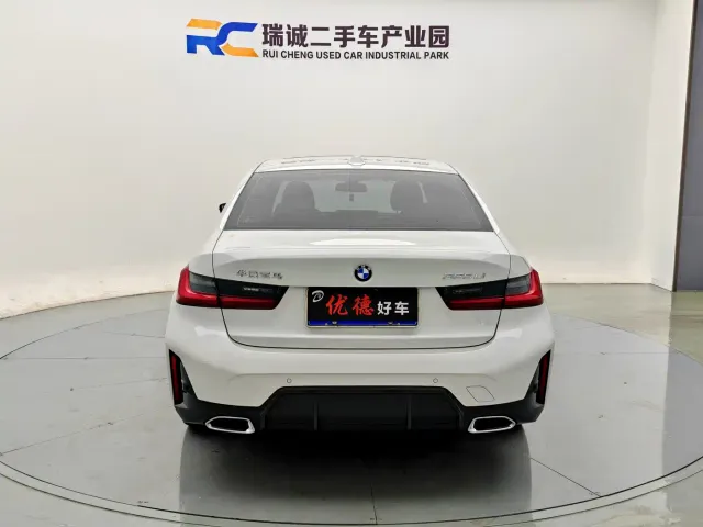BMW 3 Series — Фото автомобиля 4
