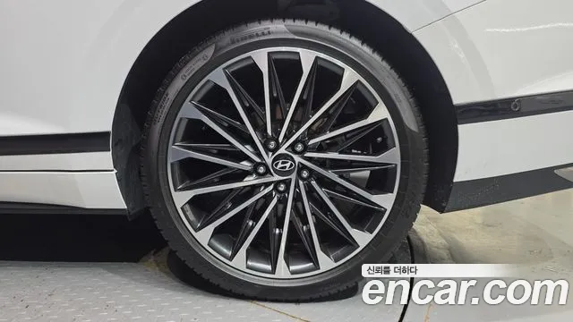 Hyundai Grandeur GN7 — Фото автомобиля 5