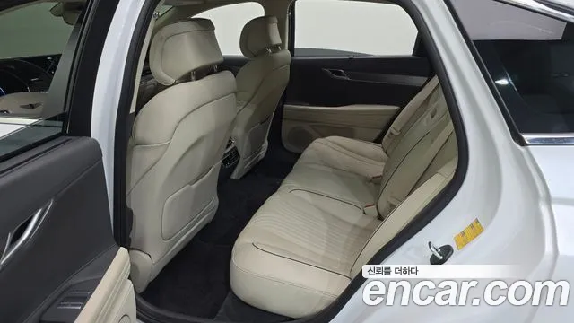 Genesis G80 RG3 — Фото автомобиля 11