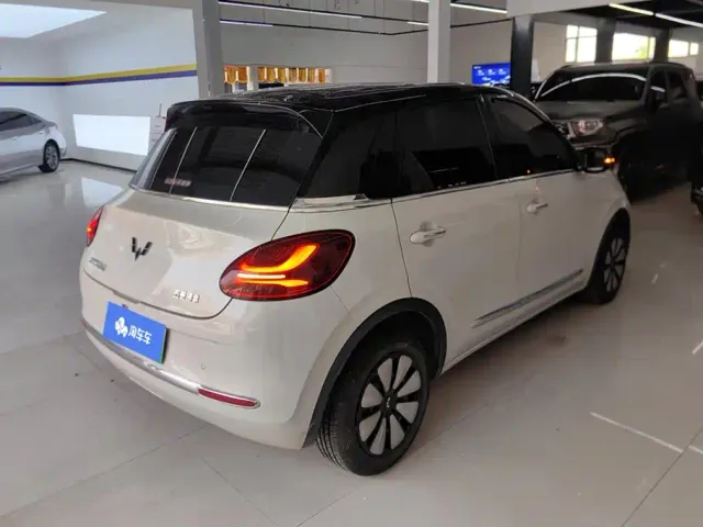 Wuling Bingo — Фото автомобиля 3