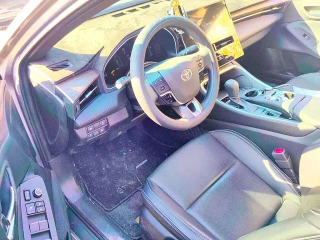 Toyota Avalon — Фото автомобиля 12