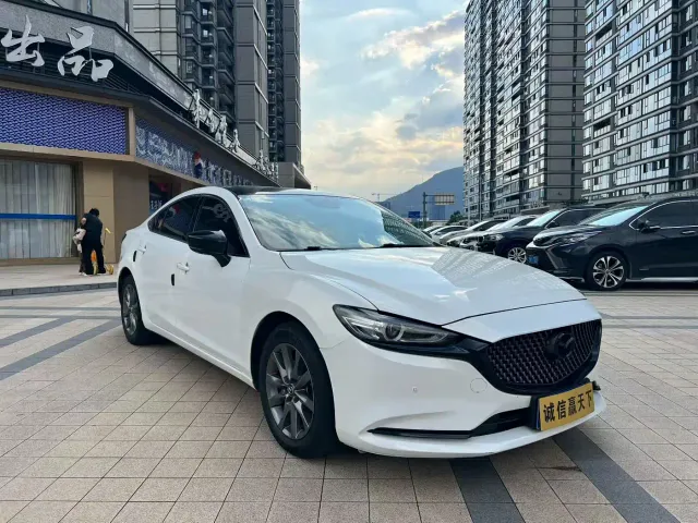 Mazda Atenza — Фото автомобиля 3