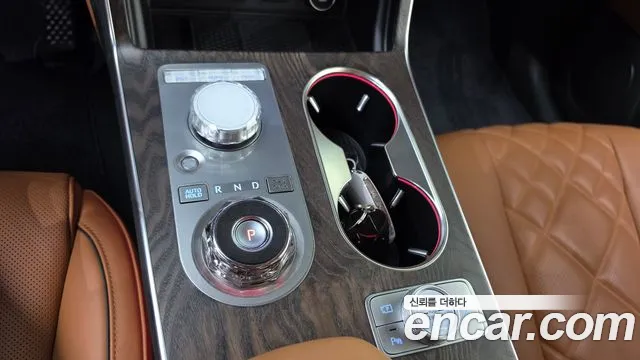 Genesis GV80 — Фото автомобиля 12