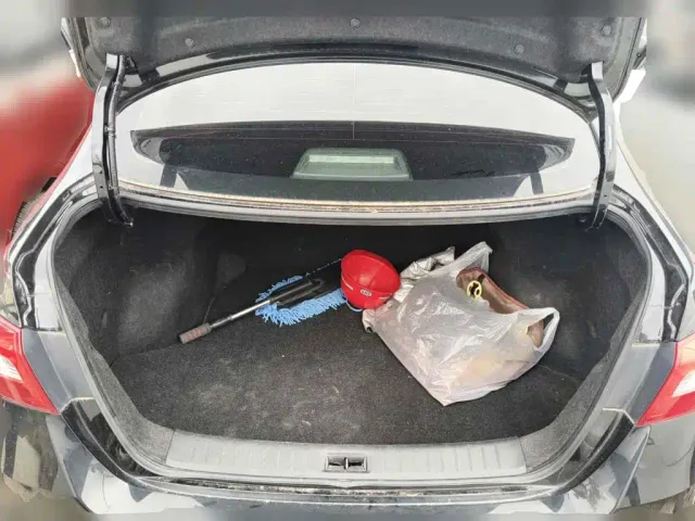 Nissan Sylphy — Фото автомобиля 5