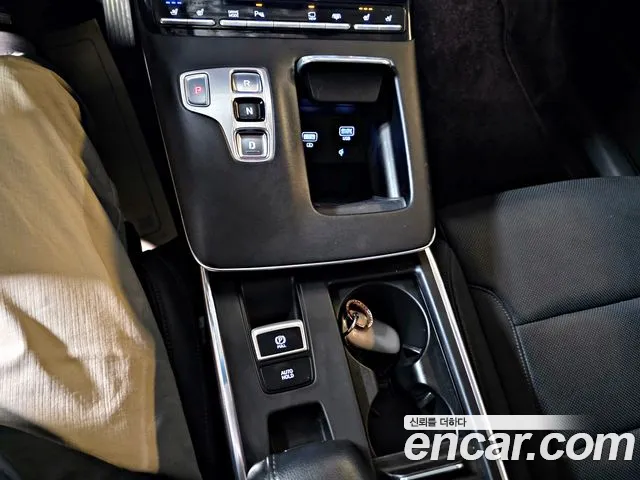 Hyundai Grandeur (New) Hybrid — Фото автомобиля 18