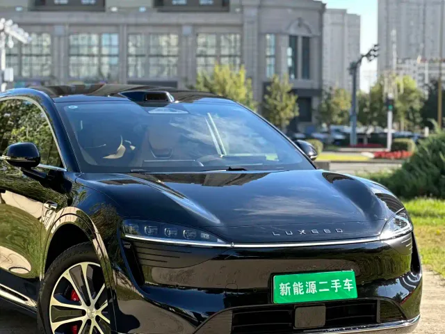 Luxeed R7 — Фото автомобиля 3