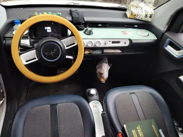 Wuling Hongguang Mini EV — Фото автомобиля 12