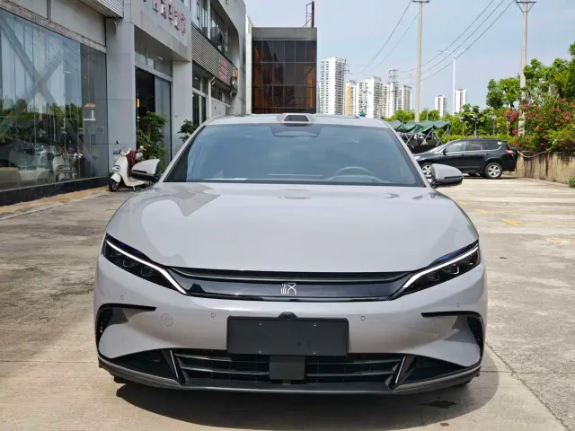 BYD Han — Фото автомобиля 2