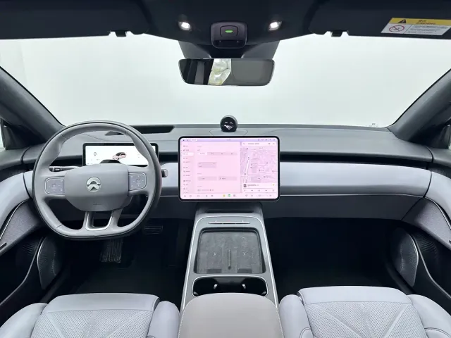 Nio ET5 — Фото автомобиля 14