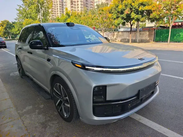 Фотография автомобиля — Li Auto L9