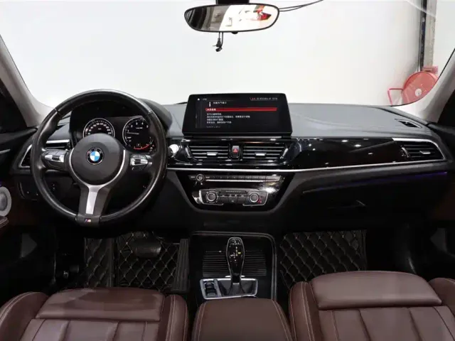 BMW 1 Series — Фото автомобиля 12