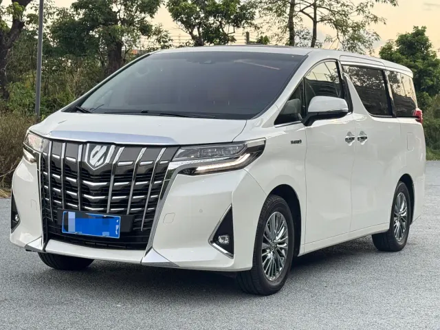 Фотография автомобиля — Toyota Alphard