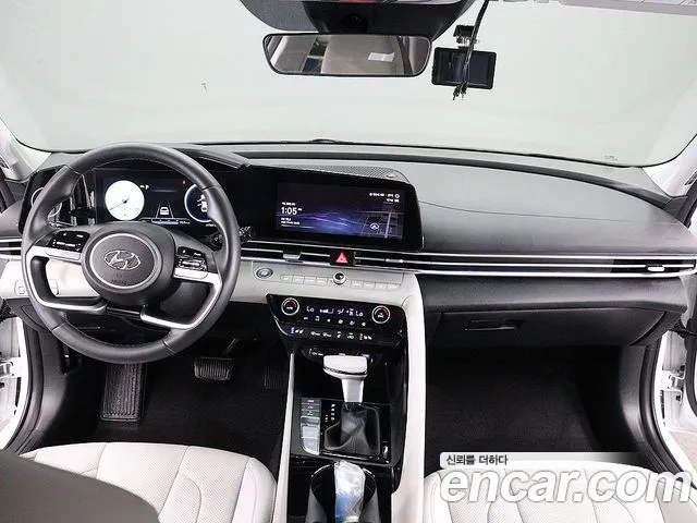 Hyundai Avante CN7 — Фото автомобиля 7