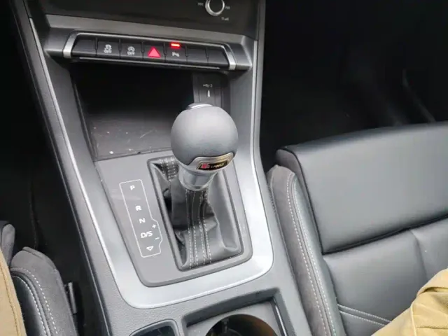 Audi Q3 — Фото автомобиля 13