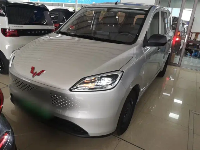 Wuling Hongguang — Фото автомобиля 2