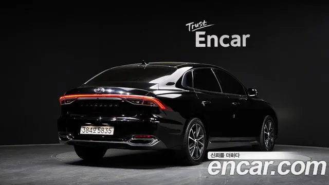 Hyundai Grandeur Новый Grandeur IG — Фото автомобиля 2