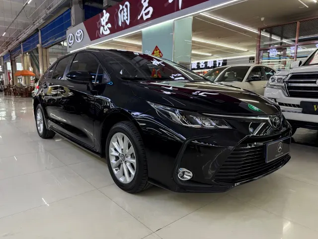 Toyota Corolla — Фото автомобиля 3