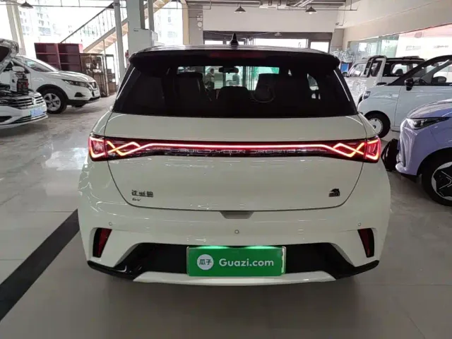 BYD Dolphin — Фото автомобиля 5