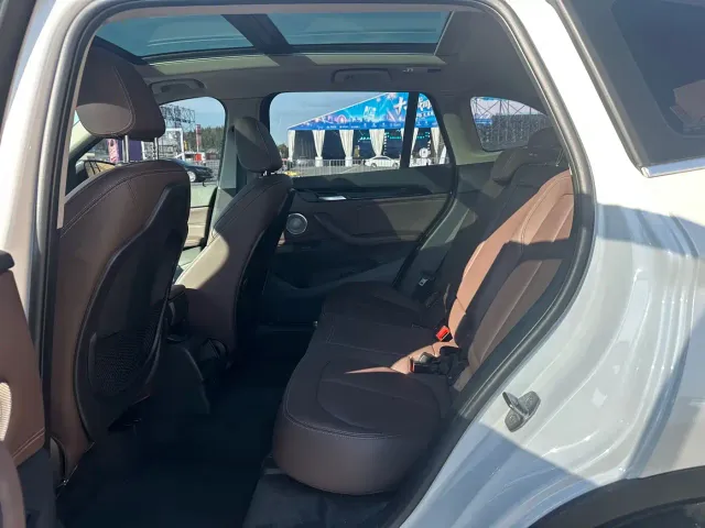 BMW X1 — Фото автомобиля 5
