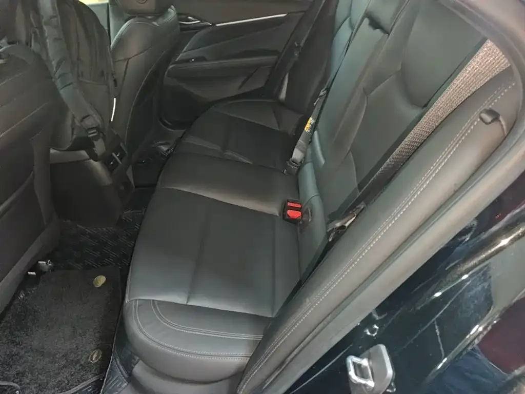 Cadillac Cadillac CT4 2023 25T Luxury Model — Фото автомобиля 16