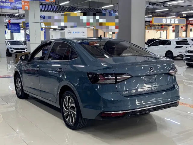 Volkswagen Lavida — Фото автомобиля 6