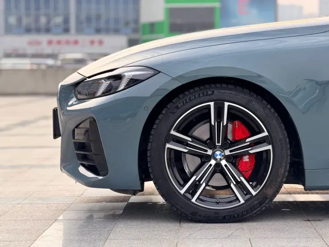 BMW 4 Series — Фото автомобиля 10