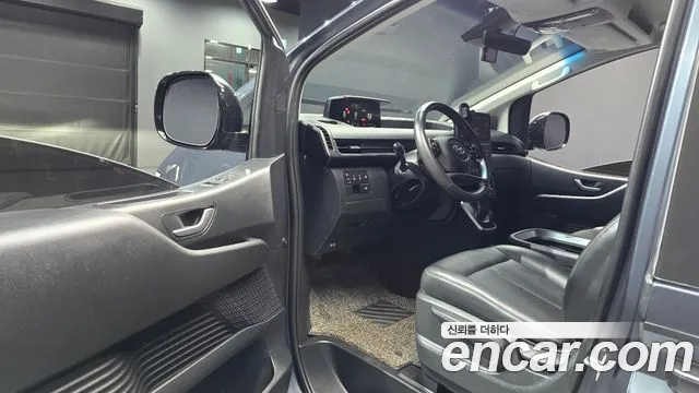 Hyundai Staria — Фото автомобиля 10