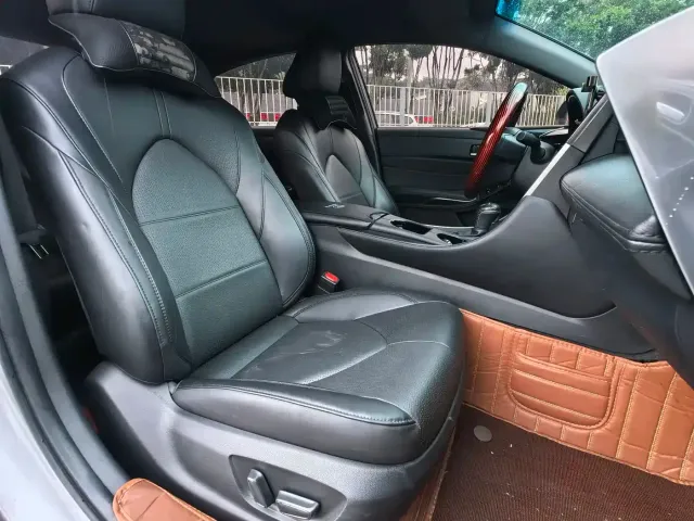 Toyota Avalon 2022 2.0L Luxury Edition — Фото автомобиля 22