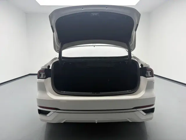 Ford Mondeo — Фото автомобиля 18