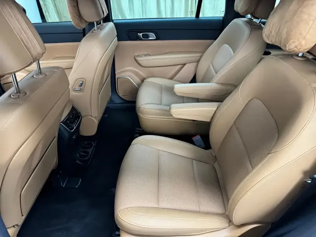 Li Auto Li ONE 2021 Extended Range 6-Seater — Фото автомобиля 10