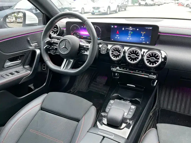 Mercedes-Benz A-Class — Фото автомобиля 6
