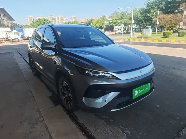 BYD Song Pro — Фото автомобиля 3
