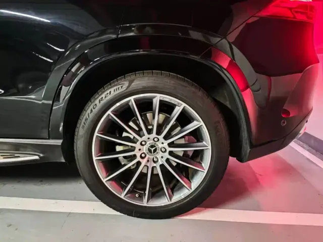 Mercedes-Benz GLE-Class — Фото автомобиля 4
