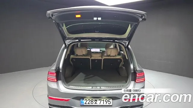 Genesis GV80 — Фото автомобиля 20