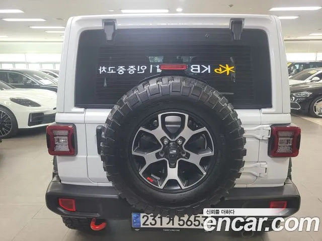 Jeep Wrangler JL — Фото автомобиля 18
