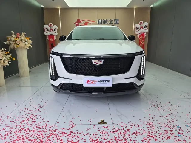 Cadillac XT5 — Фото автомобиля 2