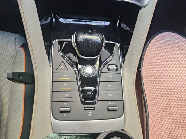 BYD Song PLUS — Фото автомобиля 10