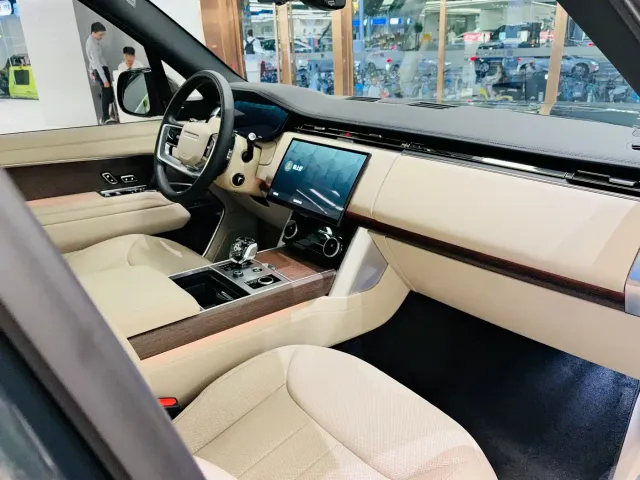 Land Rover Range Rover — Фото автомобиля 13