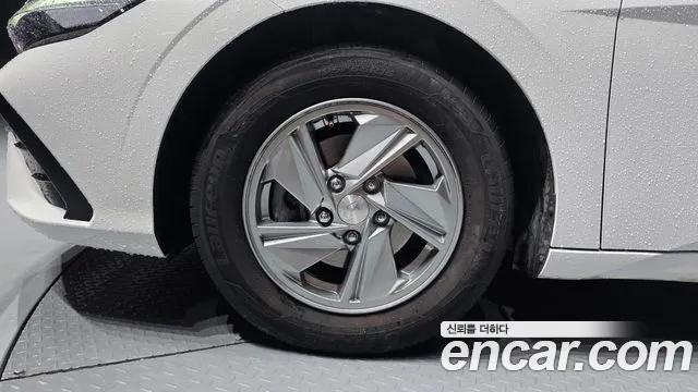 Hyundai AVANTE Новый Avante (CN7) — Фото автомобиля 5