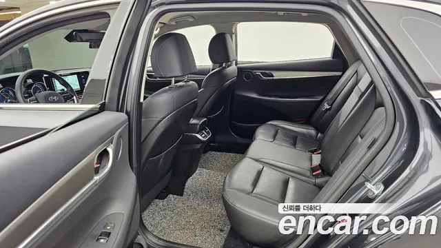 Hyundai Grandeur Premium — Фото автомобиля 11