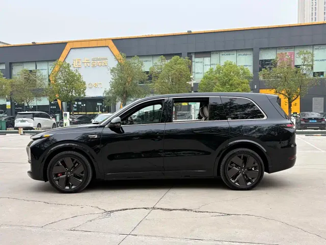 Li Auto L9 — Фото автомобиля 3