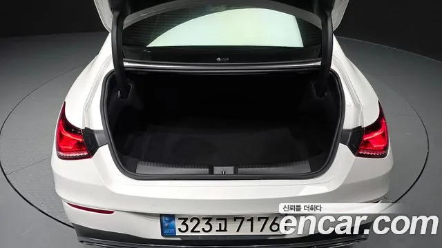 Mercedes-Benz CLA-Class — Фото автомобиля 20