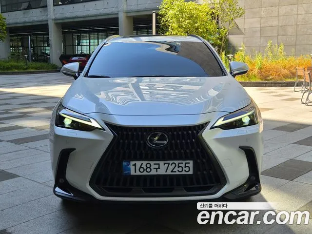 Lexus NX 2nd Gen — Фото автомобиля 3