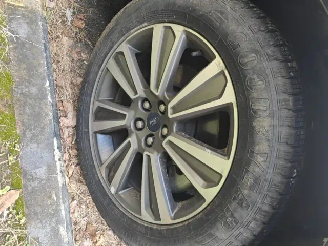 Ford Edge — Фото автомобиля 6