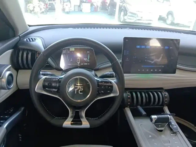BYD Yuan PLUS — Фото автомобиля 10