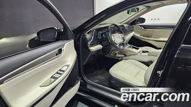 Hyundai Grandeur Новый Grandeur IG — Фото автомобиля 10