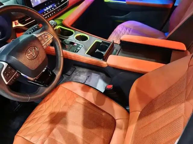 Toyota Granvia — Фото автомобиля 4