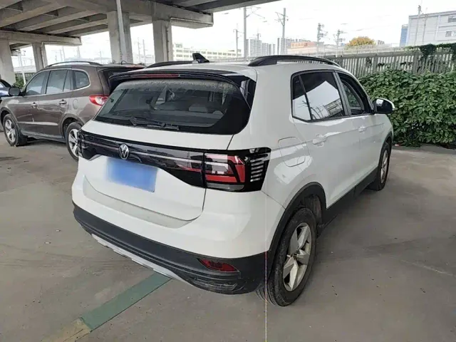 Volkswagen T-Cross — Фото автомобиля 6