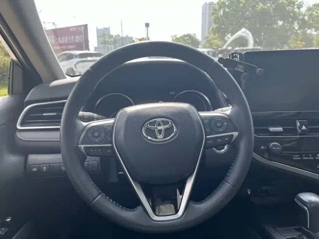 Toyota Camry — Фото автомобиля 20